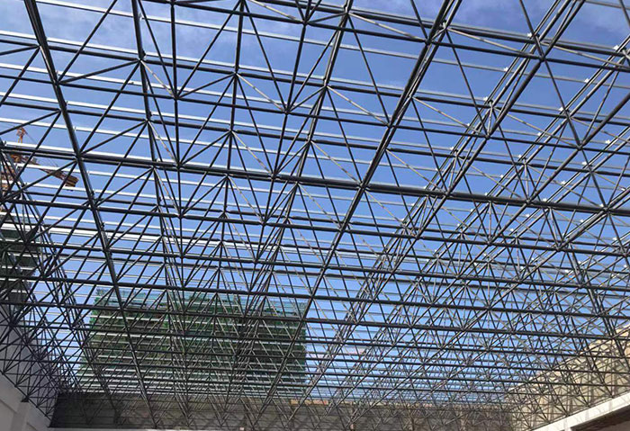 宜都管桁架结构在高速公路等桥梁工程中的应用分析